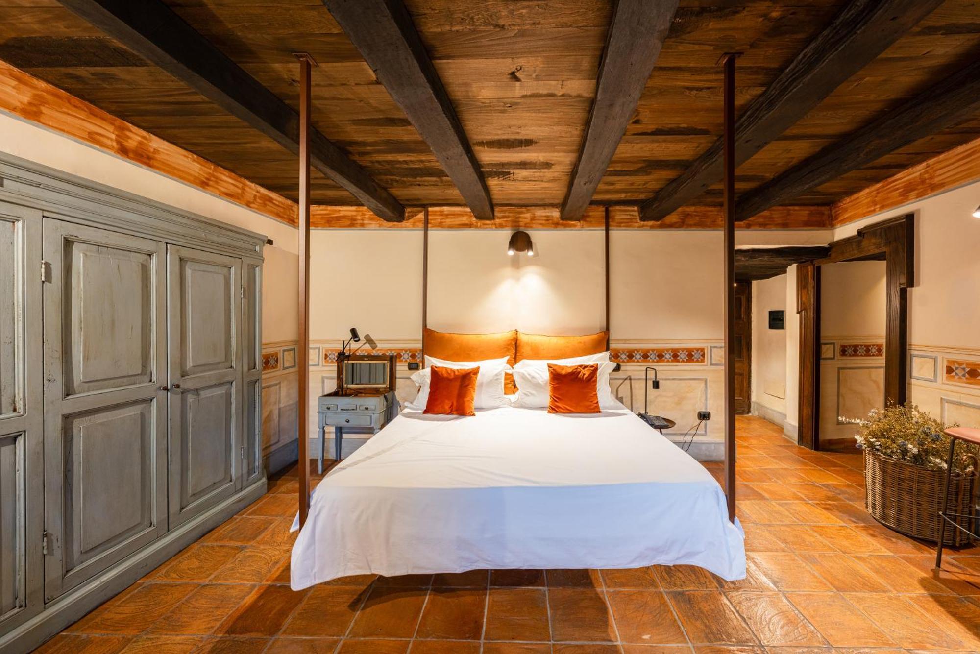 Castello Di Limatola Hotel ภายนอก รูปภาพ