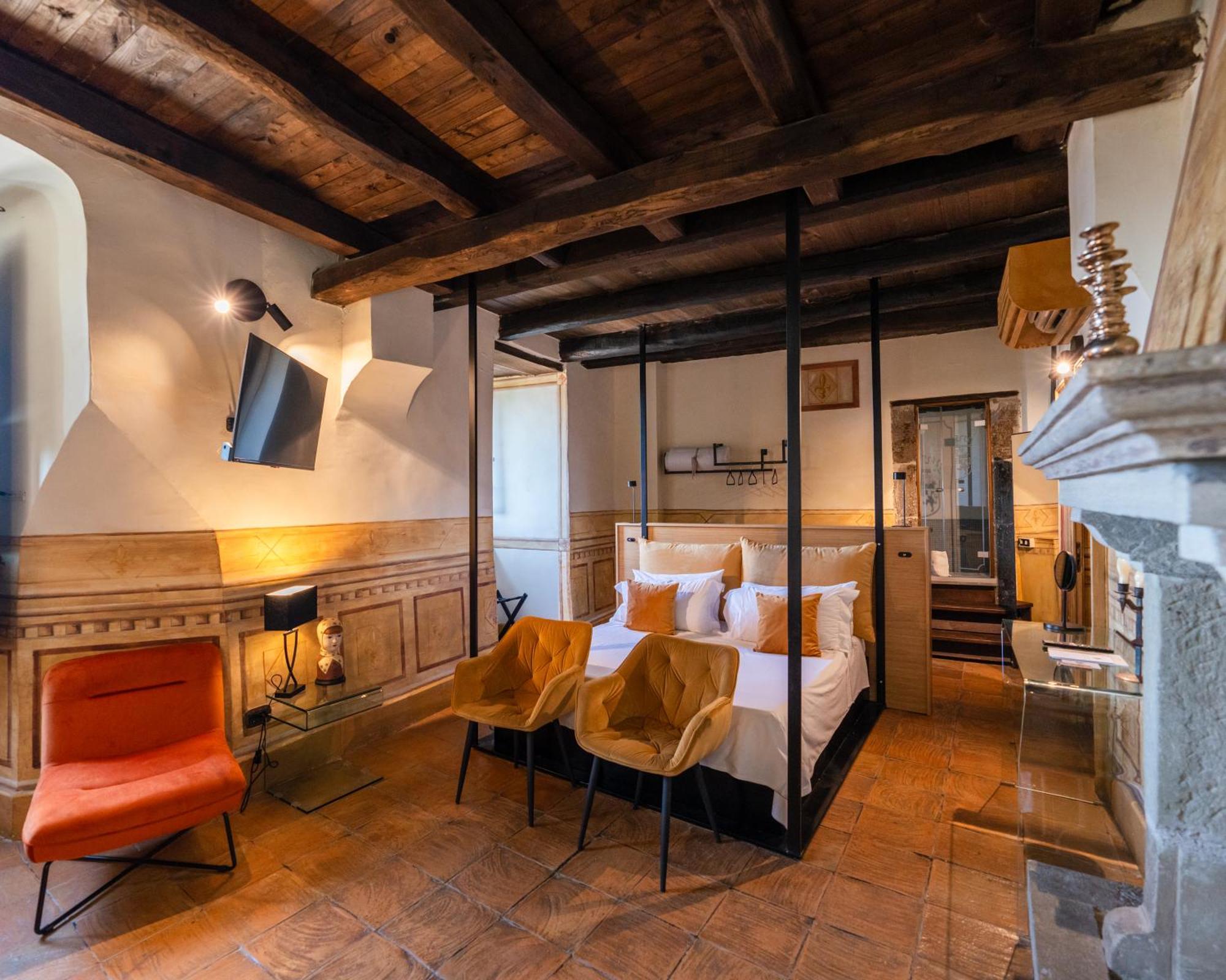 Castello Di Limatola Hotel ภายนอก รูปภาพ