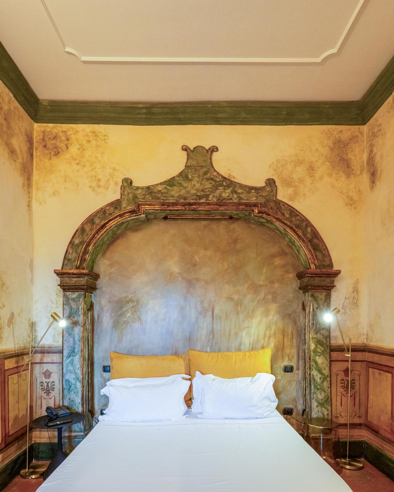 Castello Di Limatola Hotel ภายนอก รูปภาพ